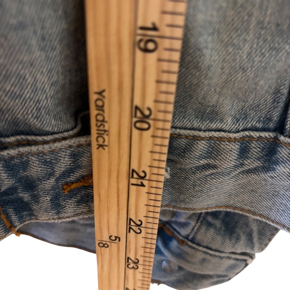 Bershka Oversized Light Wash Distressed Denim Jacket XXS - Picture 12 of 12